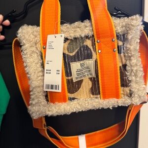 UO Sherpa Camo Bag